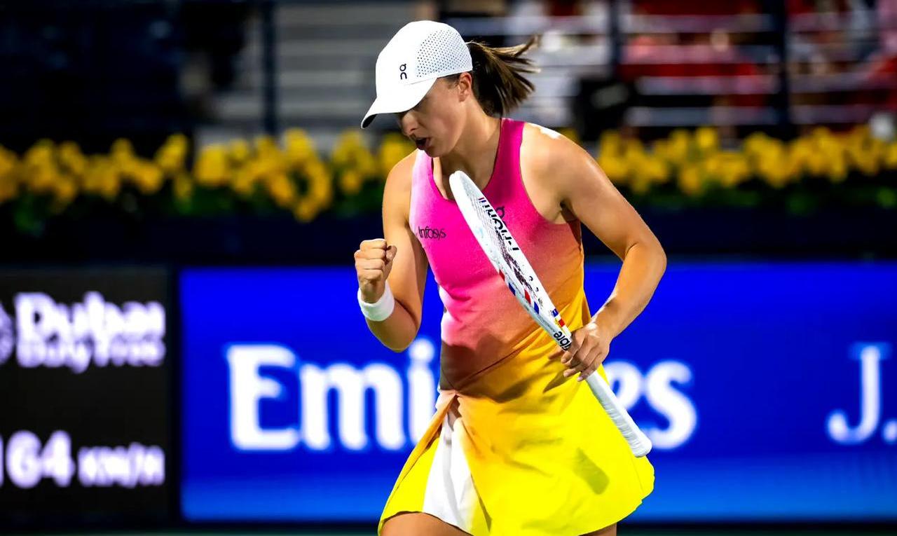 阿扎伦卡重返赛场，夺冠首场状态出色，DWG观众沸腾！赢得满堂喝彩的简单介绍爱游戏体育投注