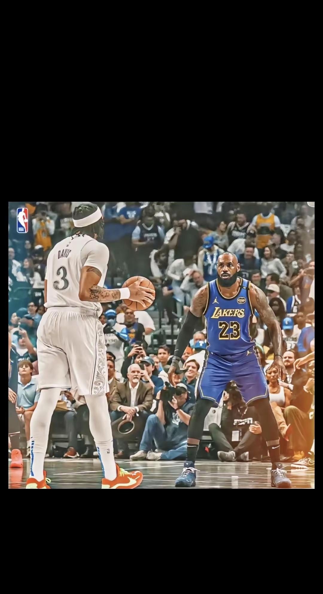 浓眉哥关键节点关键助攻，美国队带队取胜！的简单介绍